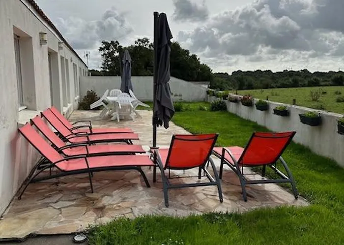 Calme En Campagne Avec Animaux Acceptés, Parking Et Wifi - Fr-1-306-1302 Hébergement de vacances